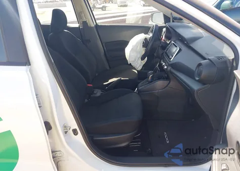 2024 Nissan Kicks S Xtronic Cvt z USA, uszkodzony, nr VIN 3N1CP5BV5RL543507